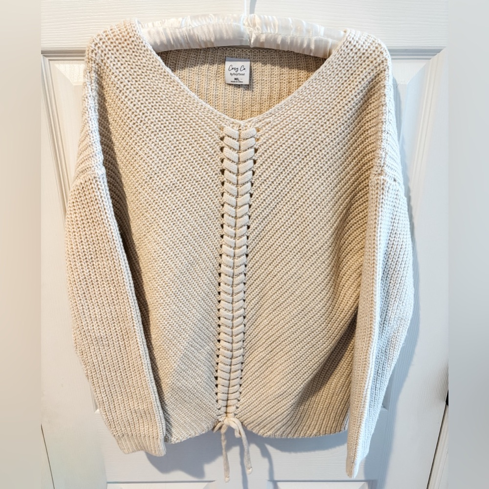 Cable Knit Sweater Size Medium Lace Up Front